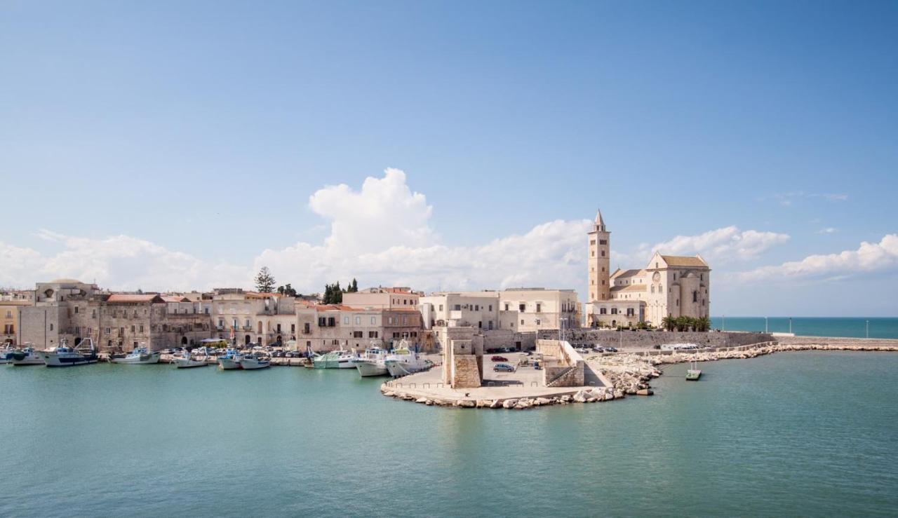 La Soffitta Covelli Bed & Breakfast Trani Exterior photo